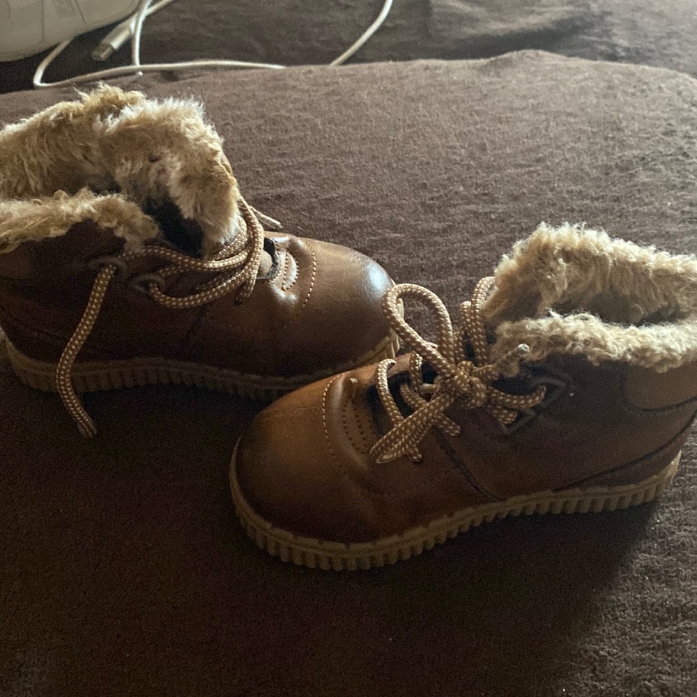 Good condition size for kids 8